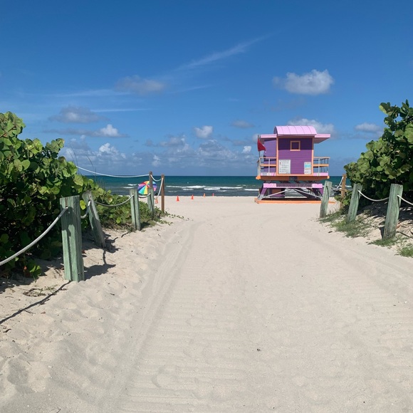 Meet your Posher, Toww - Picture 1 of 1